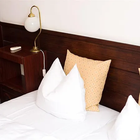 Gloria Center Budapest