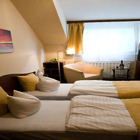 Gloria Center Hotel 3*