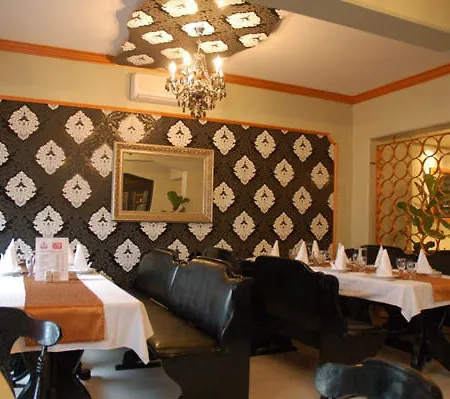 Gloria Center Hotel 3*