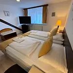 ホテル グロリア シティ センター 3*