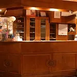 グロリア シティ センター