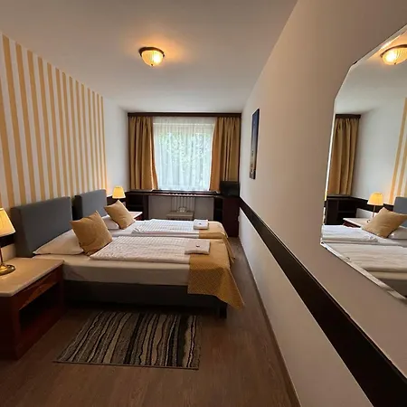 Szálloda Gloria Center 3*