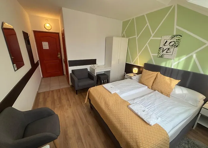 Gloria Center Hotel 3*