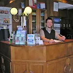 Hotel Gloria Center