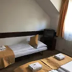 Hotel Gloria Center