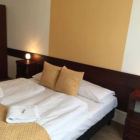 Gloria Center Hotel 3*