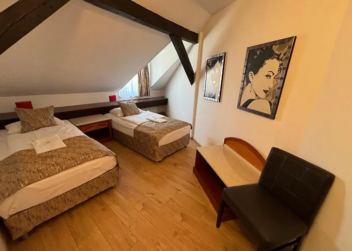 Gloria Center Hotel 3*