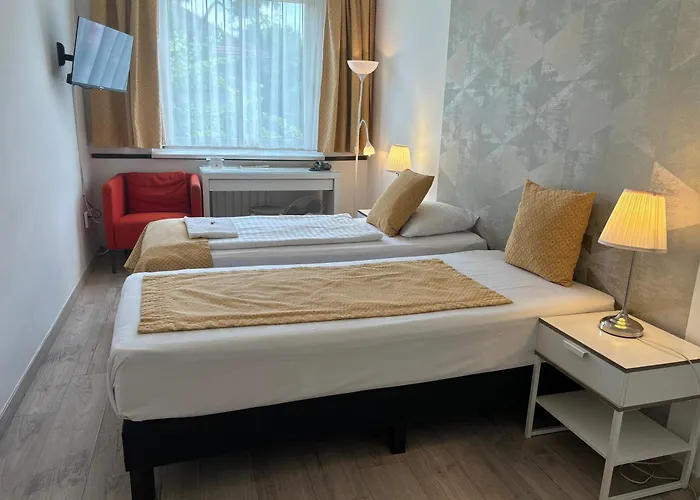 Hotel Gloria Center 3*