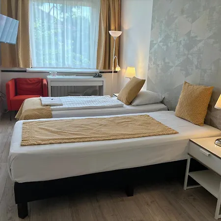 Hotel Gloria Center 3*